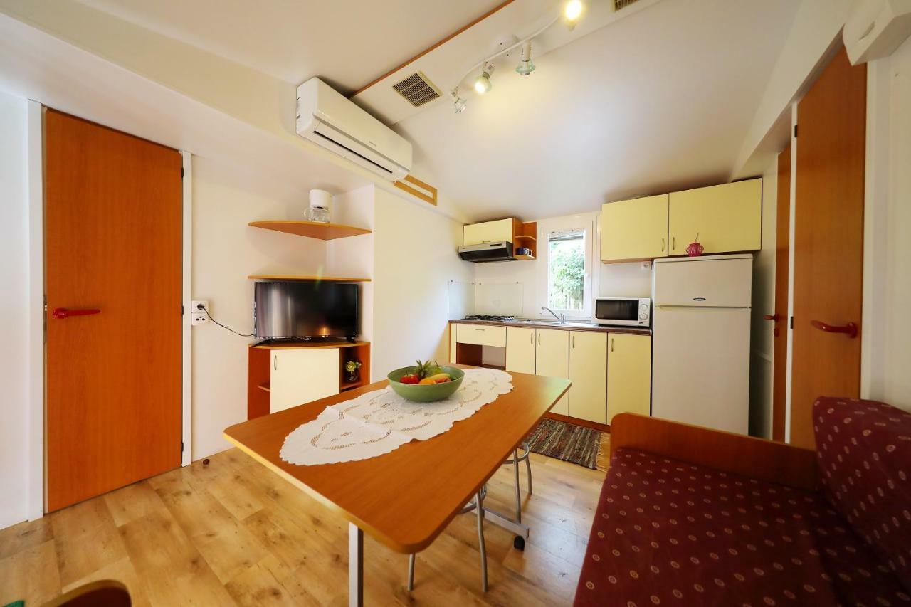 Holiday home Mobile Grbe *